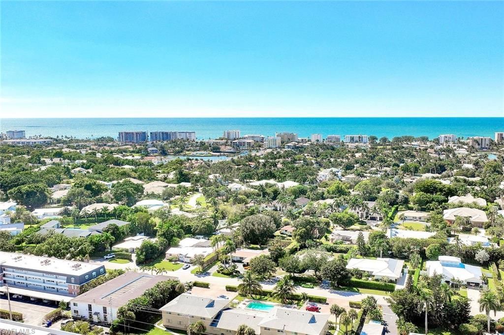 2000 Alamanda Dr, Unit 104, Naples, FL 34102 Photo