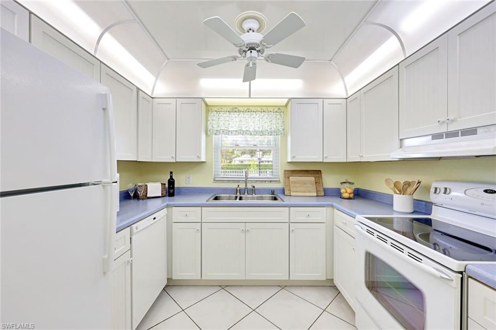 2000 Alamanda Dr, Unit 104, Naples, FL 34102 Photo