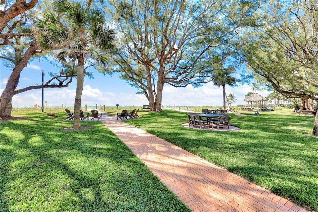 2000 Alamanda Dr, Unit 104, Naples, FL 34102 Photo