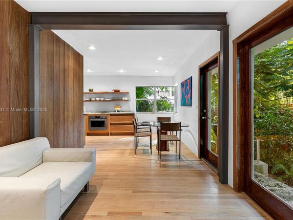 226 Jefferson Ave, Unit 1, Miami Beach, FL 33139