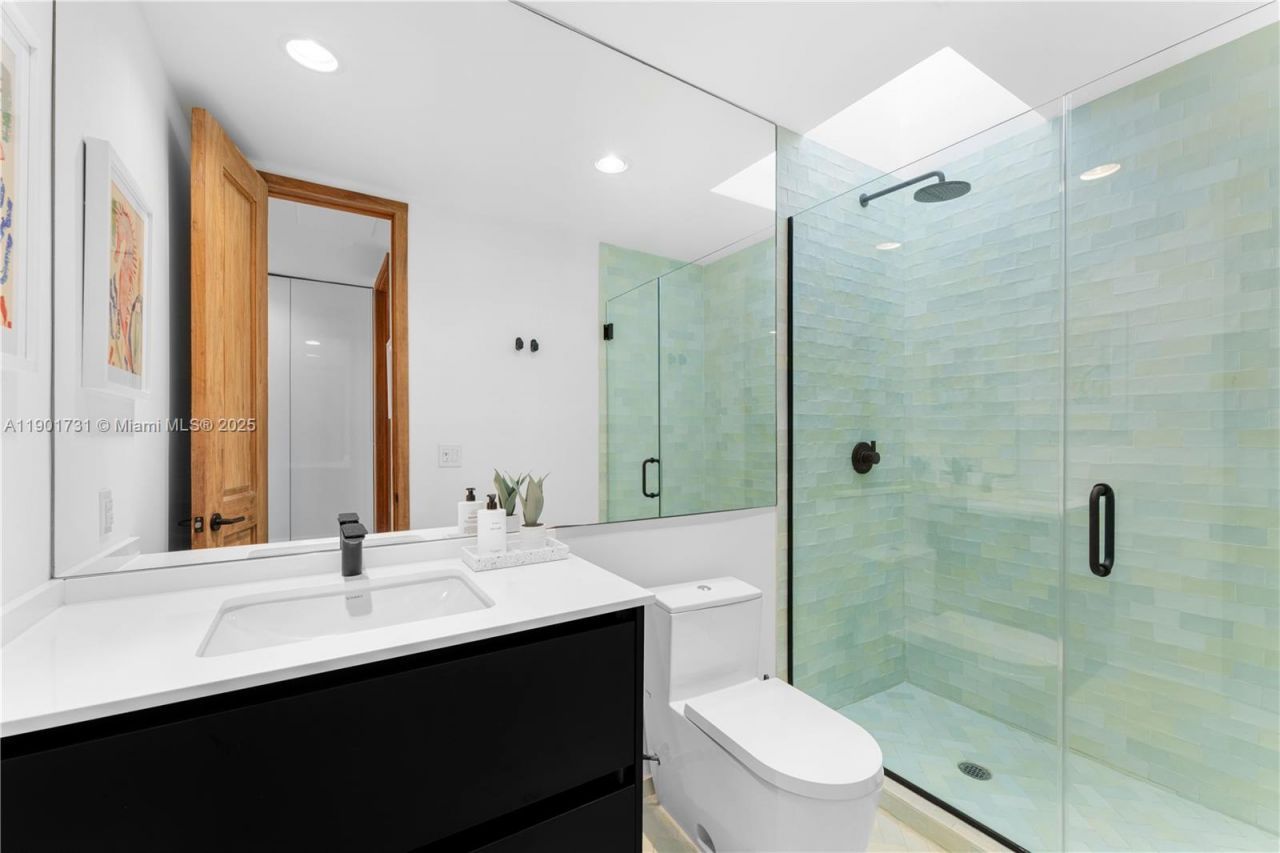 226 Jefferson Ave, Unit 1, Miami Beach, FL 33139 Photo