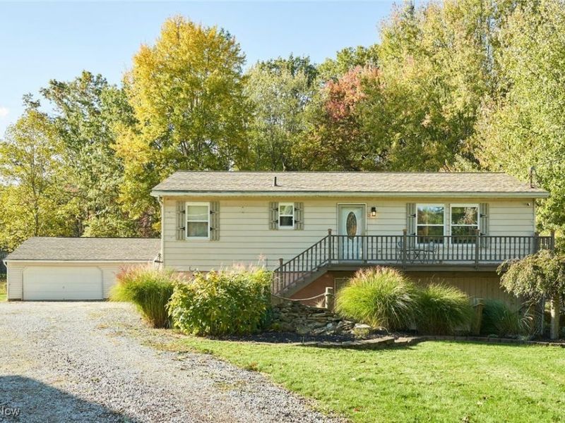 1422 Slagle Drive, Akron, OH 44312 Photo 2