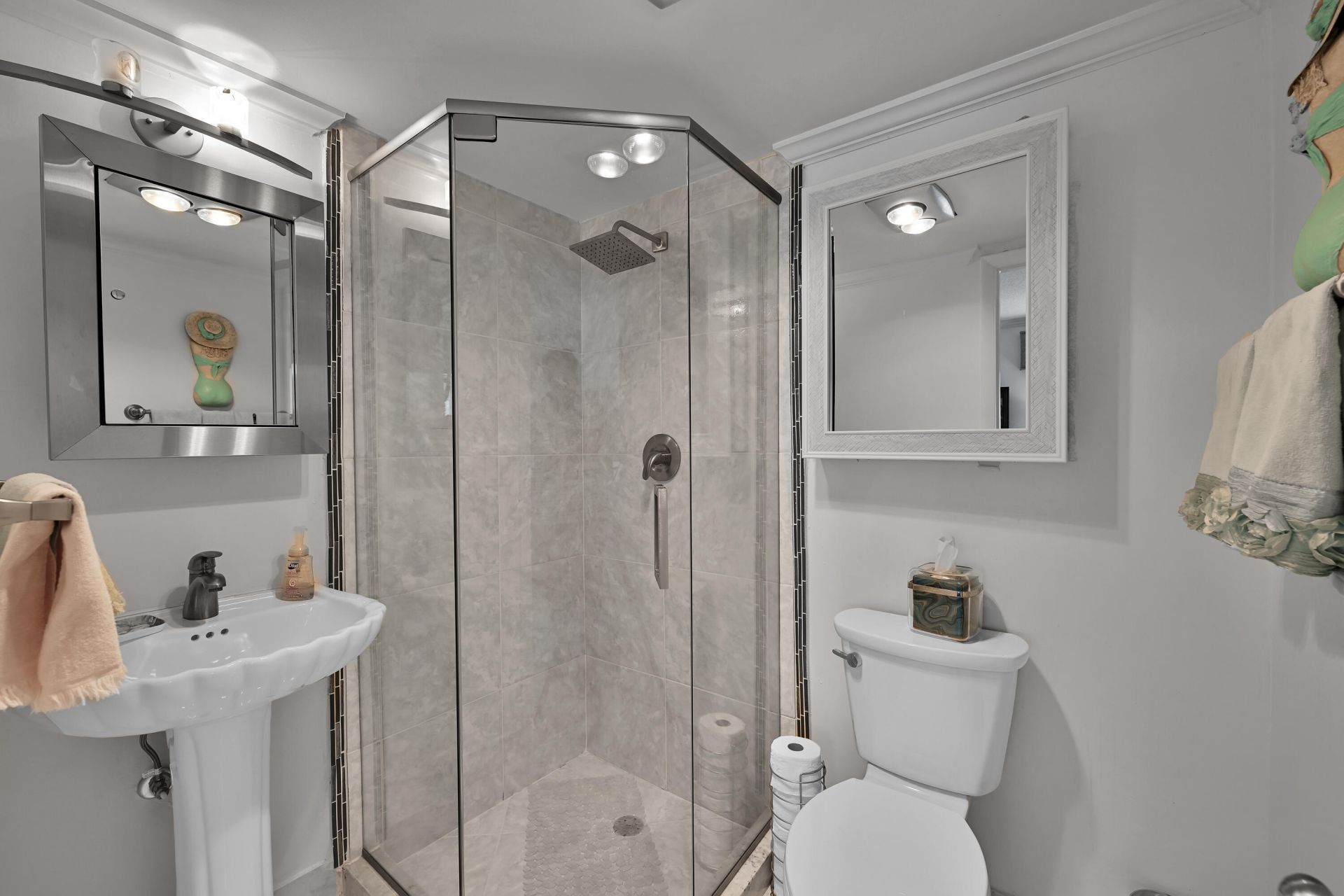 13791 Flora Place, Unit D, Delray Beach, FL 33484 Photo