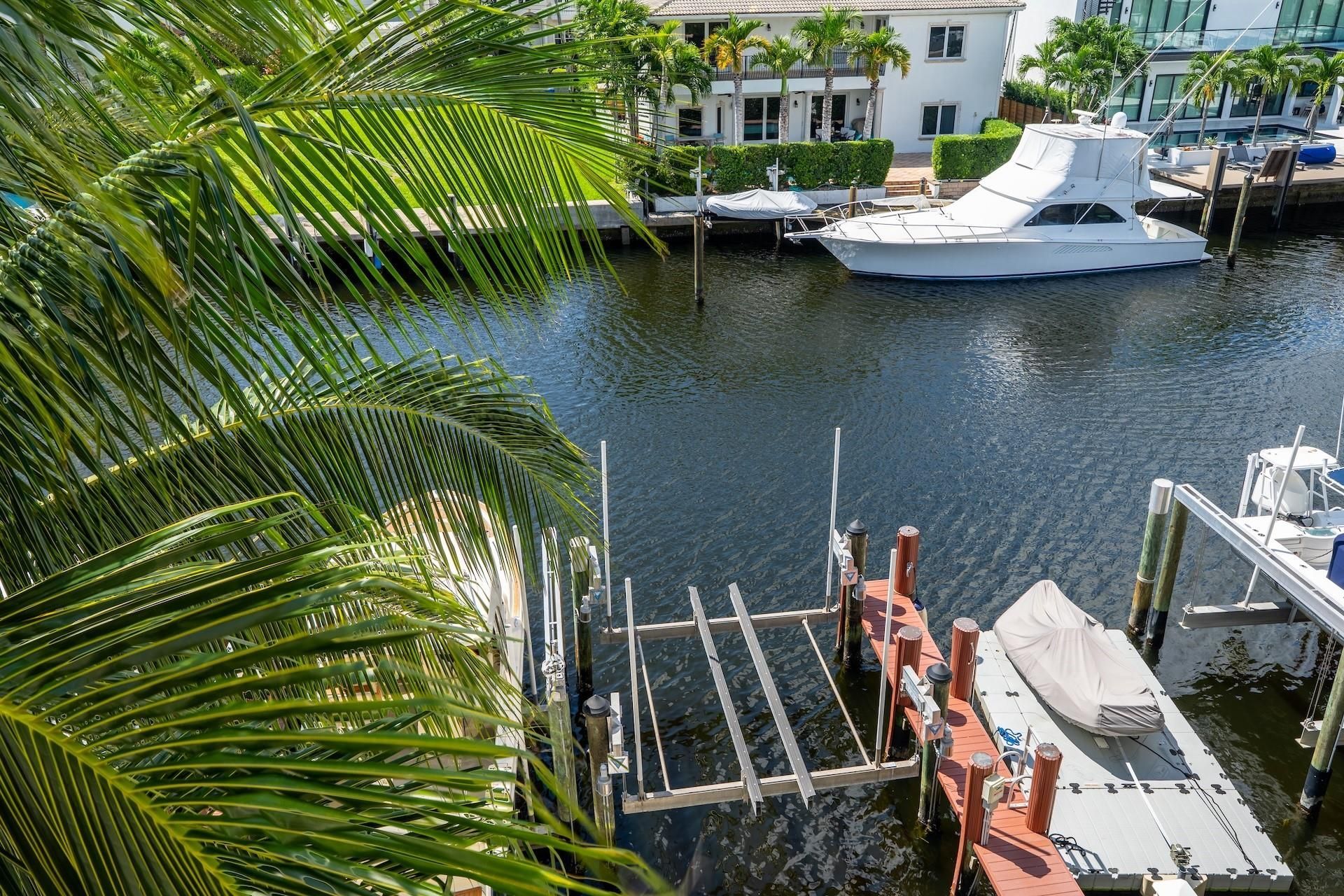 1532 SE 12th St, Unit PH-1, Fort Lauderdale, FL 33316 Photo