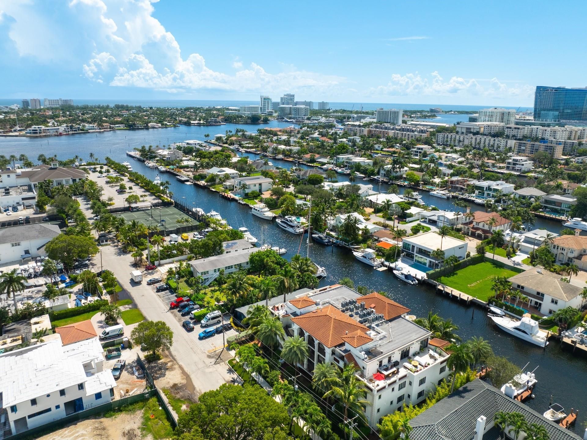 1532 SE 12th St, Unit PH-1, Fort Lauderdale, FL 33316 Photo