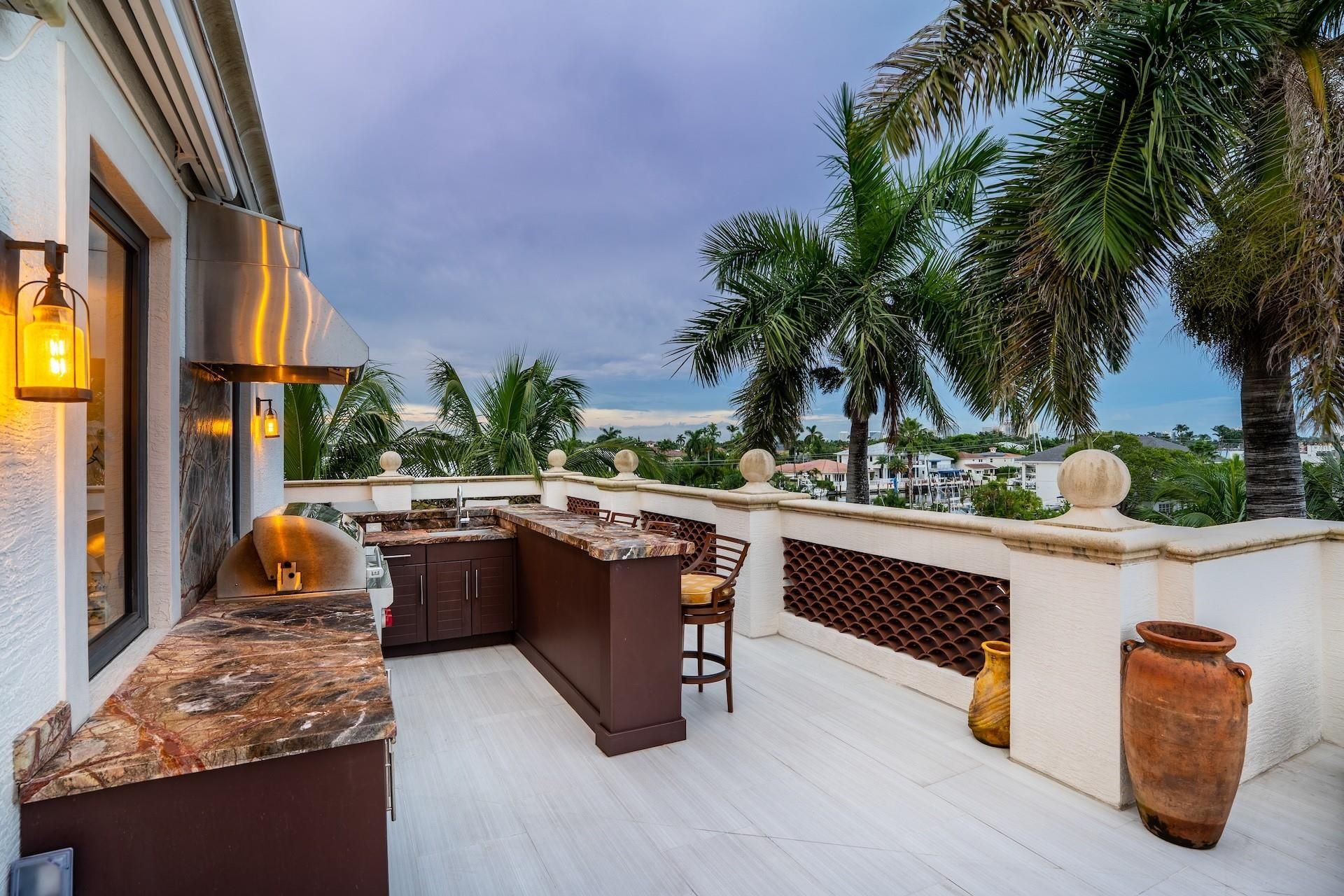 1532 SE 12th St, Unit PH-1, Fort Lauderdale, FL 33316 Photo