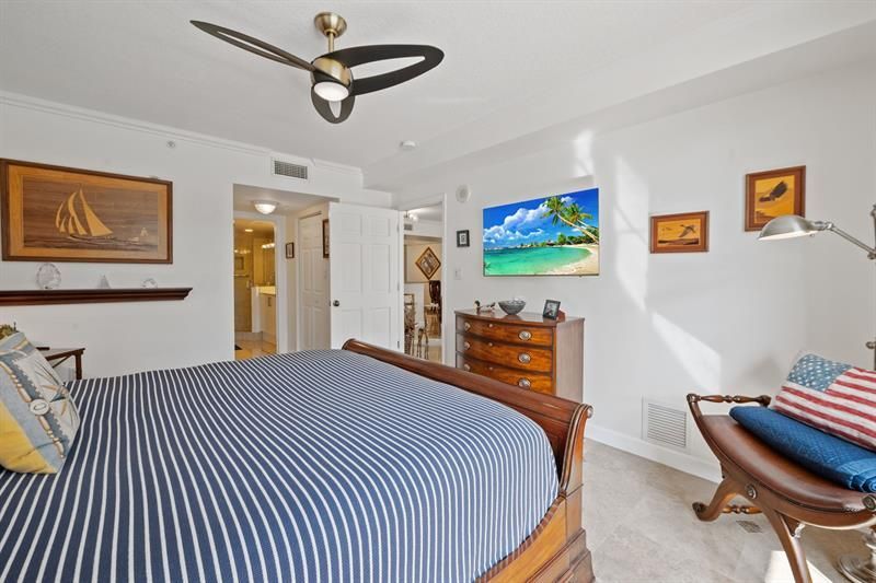 2011 N Ocean Boulevard, Unit 206, Fort Lauderdale, FL 33305 Photo