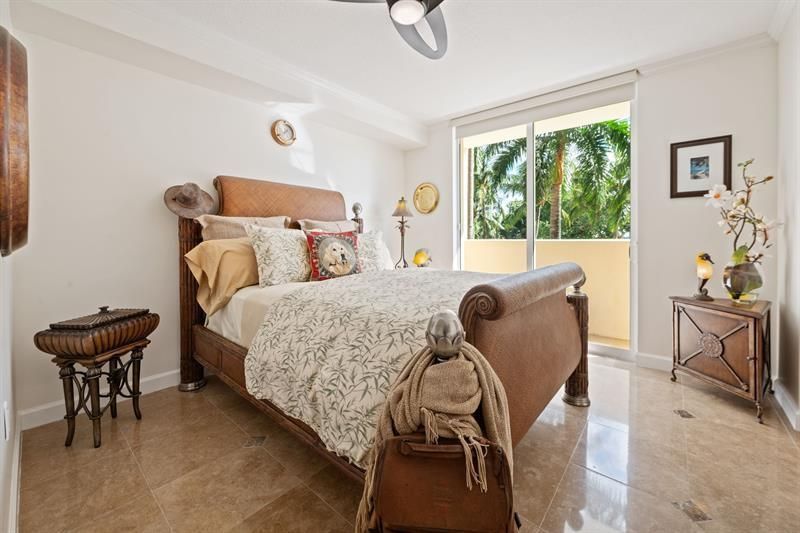 2011 N Ocean Boulevard, Unit 206, Fort Lauderdale, FL 33305 Photo