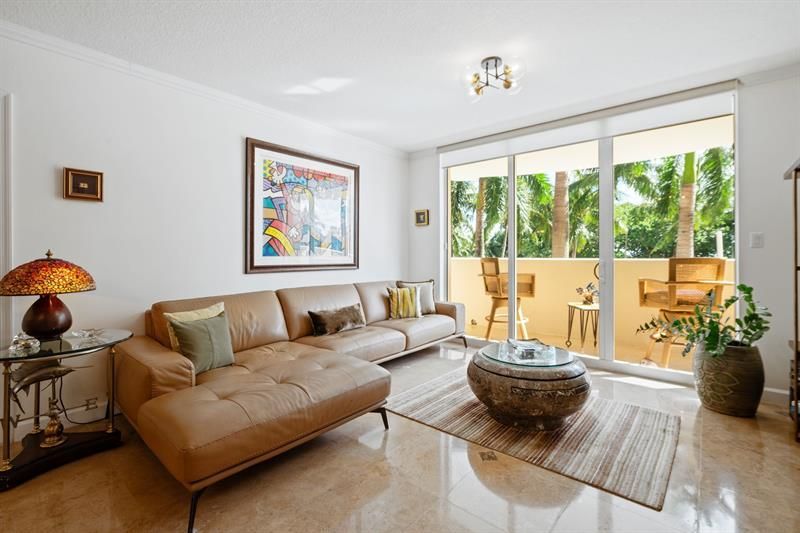 2011 N Ocean Boulevard, Unit 206, Fort Lauderdale, FL 33305 Photo