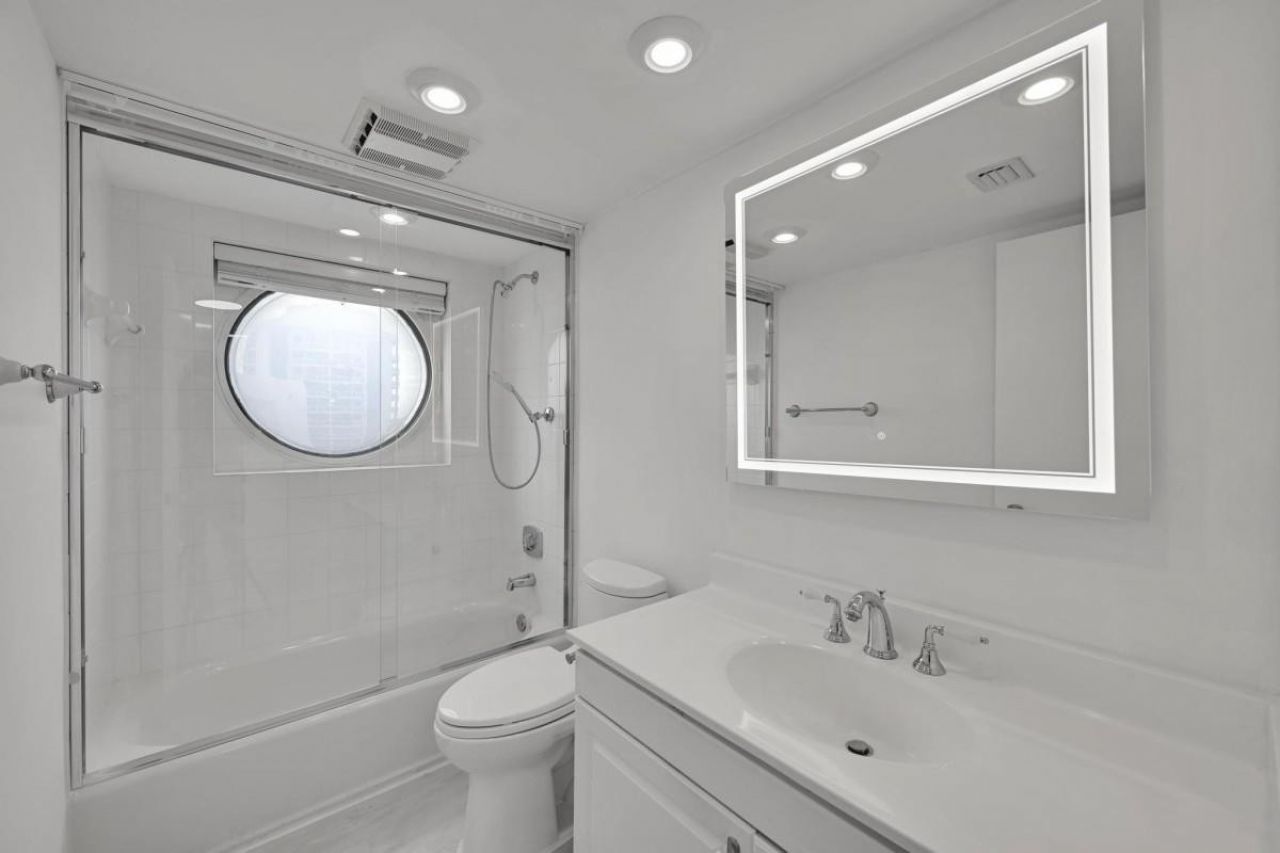 3640 Yacht Club Drive, Unit 1501, Aventura, FL 33180 Photo