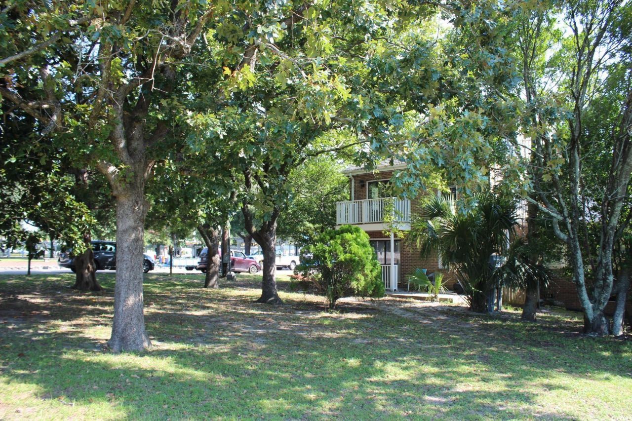 1500 Chester St. Photo 10