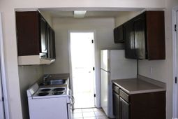 1500 Chester St. photo 4