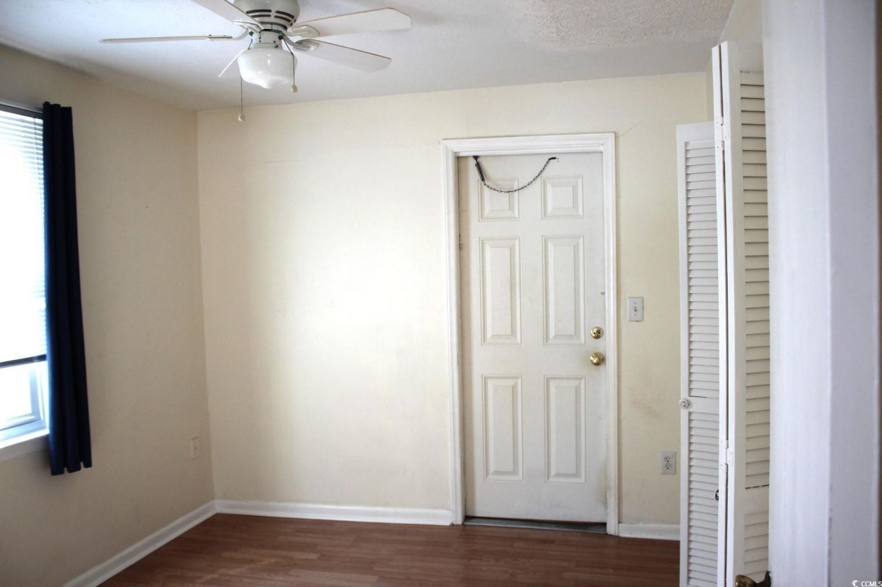 1500 Chester St. Photo 7