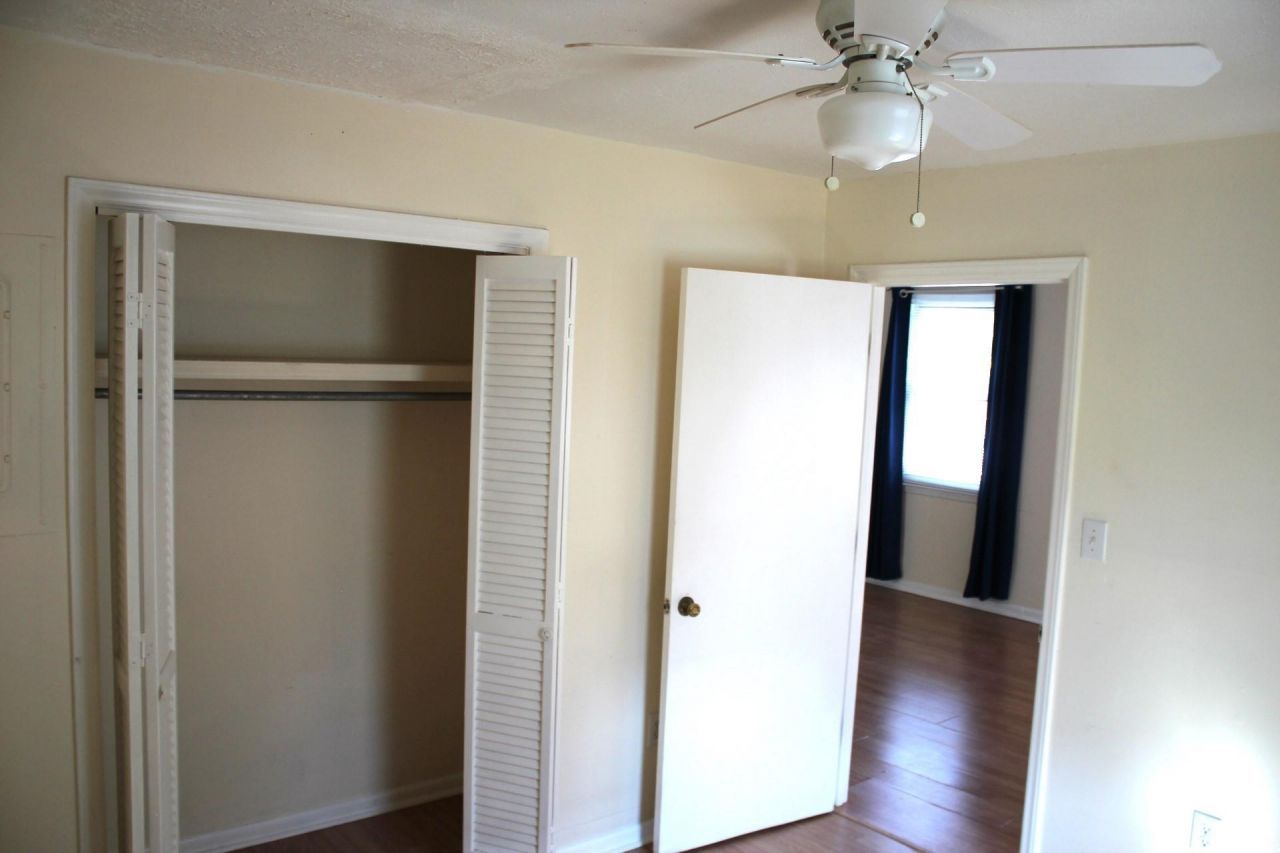 1500 Chester St. Photo 9