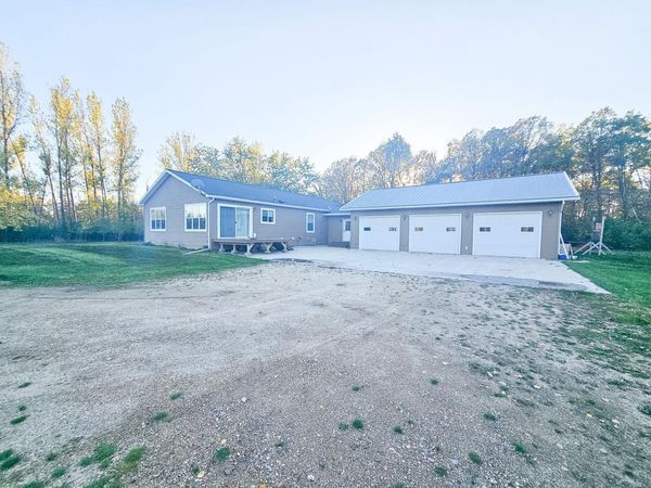 14590 380th Street NE, Middle River, MN 56737