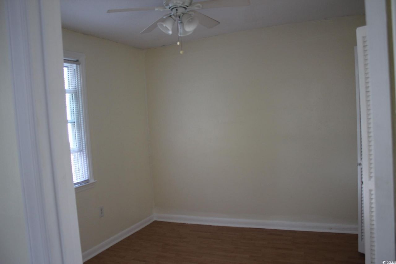 1500 Chester St. Photo 6