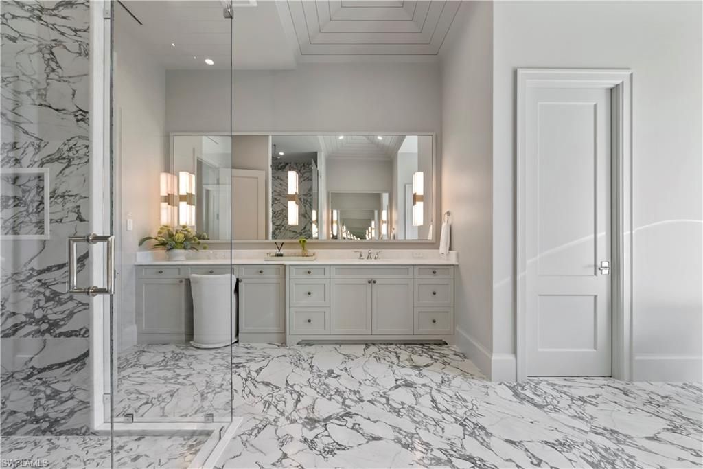 285 Central Ave, Naples, FL 34102 Photo