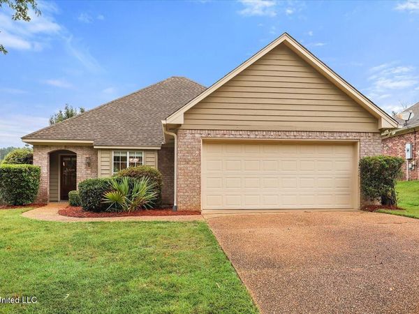 106 Baileys Ridge Circle, Clinton, MS 39056