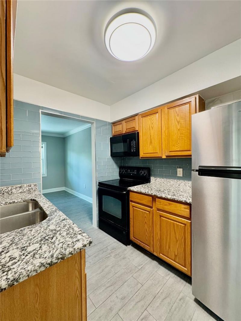 1921 Dr Martin Luther King Jr Street N, Saint Petersburg, FL 33704 Photo