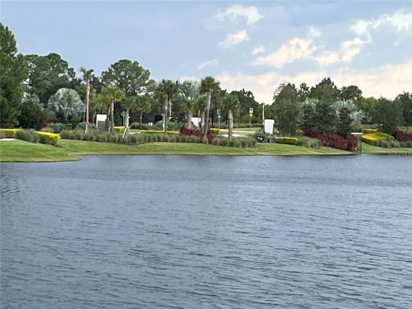 33427 LANDSMAN LOOP, WESLEY CHAPEL, FL 33543