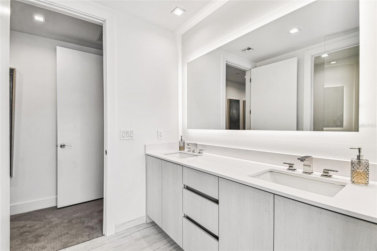 5120 Marina Way, Unit 14006, Tampa, FL 33611 Photo