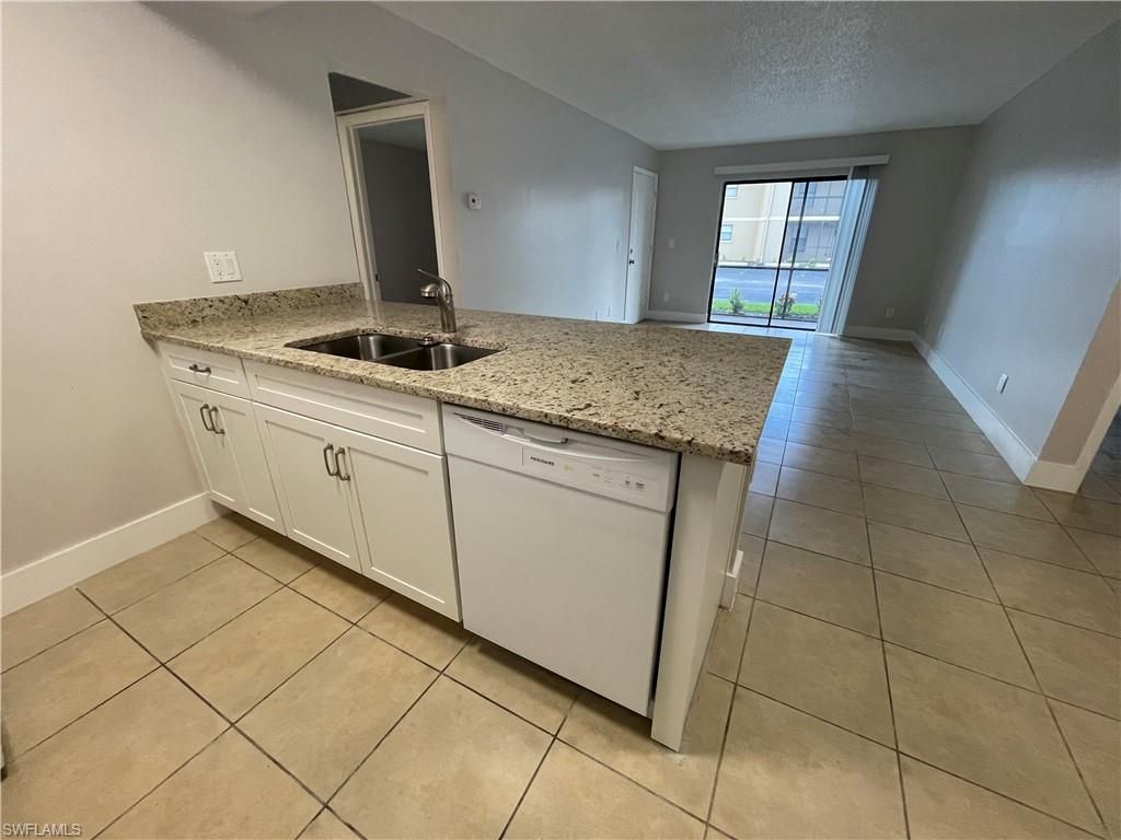 5323 Summerlin Rd, Unit 2307, Fort Myers, FL 33919 Photo