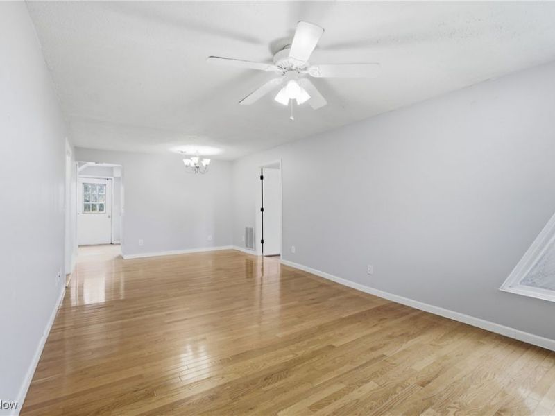 1242 Blennerhassett Heights, Parkersburg, WV 26101 Photo 4