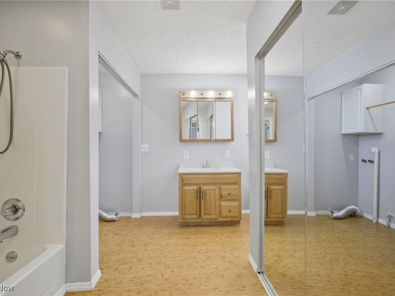 1242 Blennerhassett Heights, Parkersburg, WV 26101 Photo 8