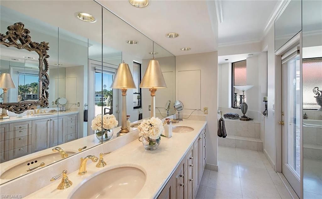 4400 Gulf Shore Blvd N, Unit 3-305, Naples, FL 34103 Photo