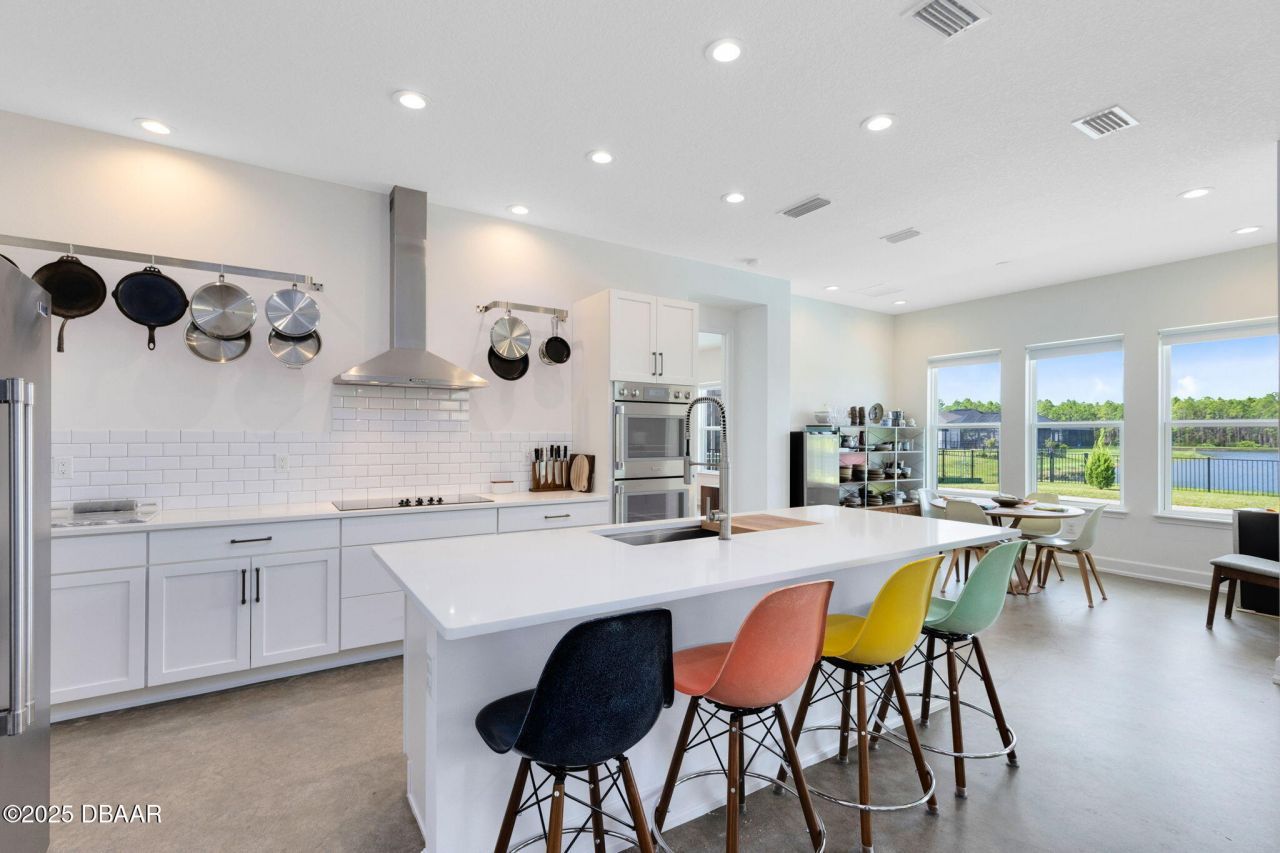 513 Mosaic Boulevard, Daytona Beach, FL 32124 Photo