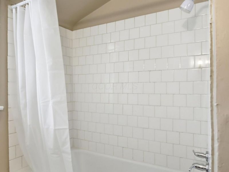1174 Rich Street, Unit 1172-1174, Columbus, OH 43205 Photo 18