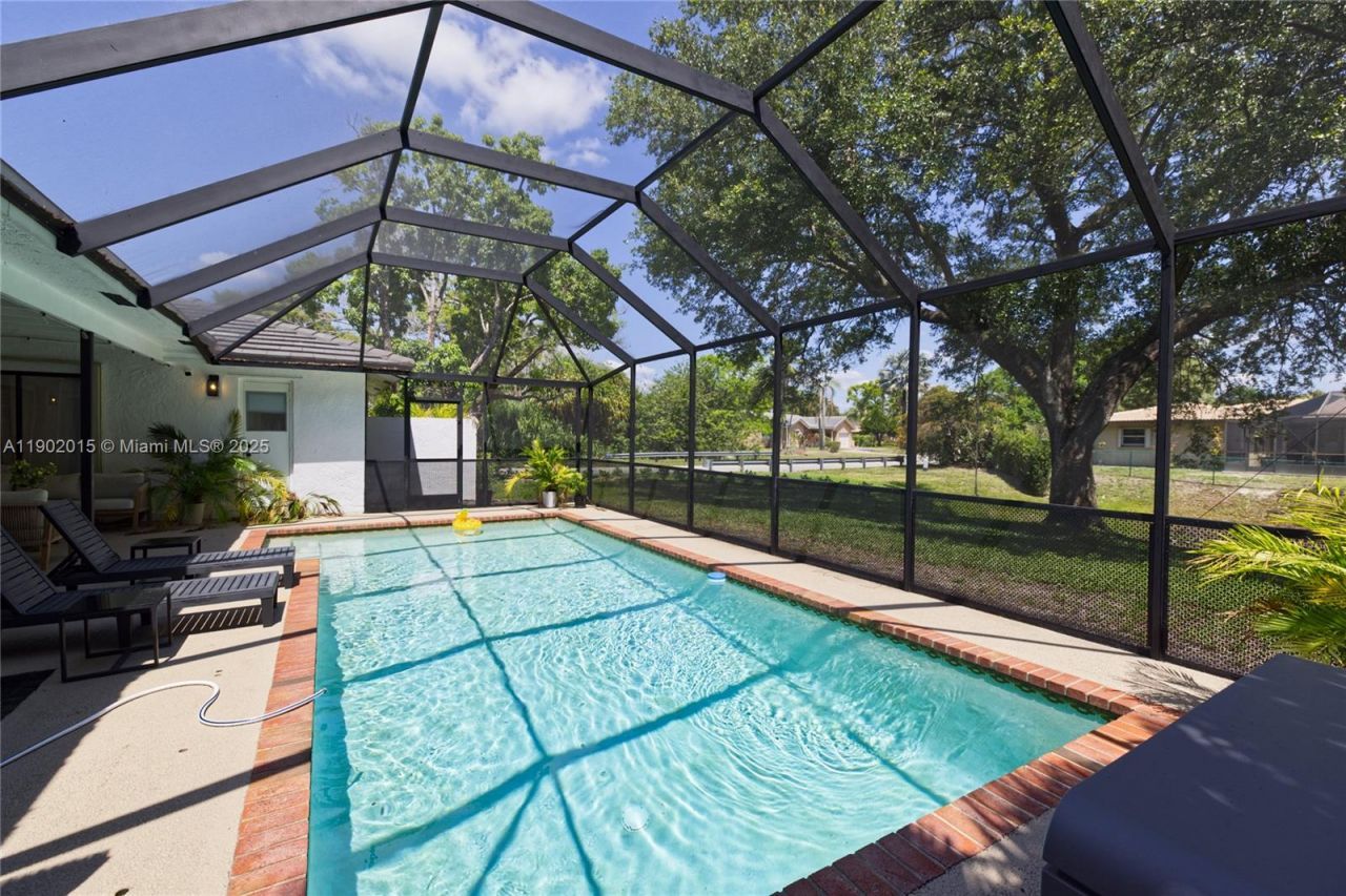 10395 NW 42nd Dr, Coral Springs, FL 33065 Photo
