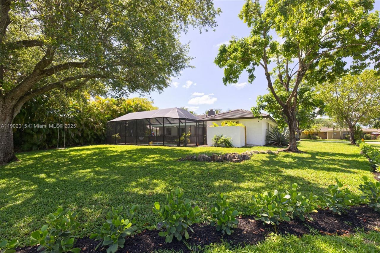 10395 NW 42nd Dr, Coral Springs, FL 33065 Photo