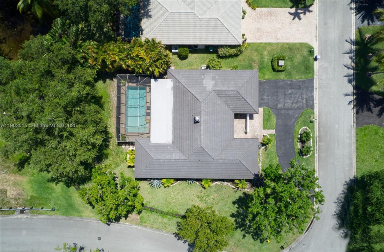 10395 NW 42nd Dr, Coral Springs, FL 33065 Photo