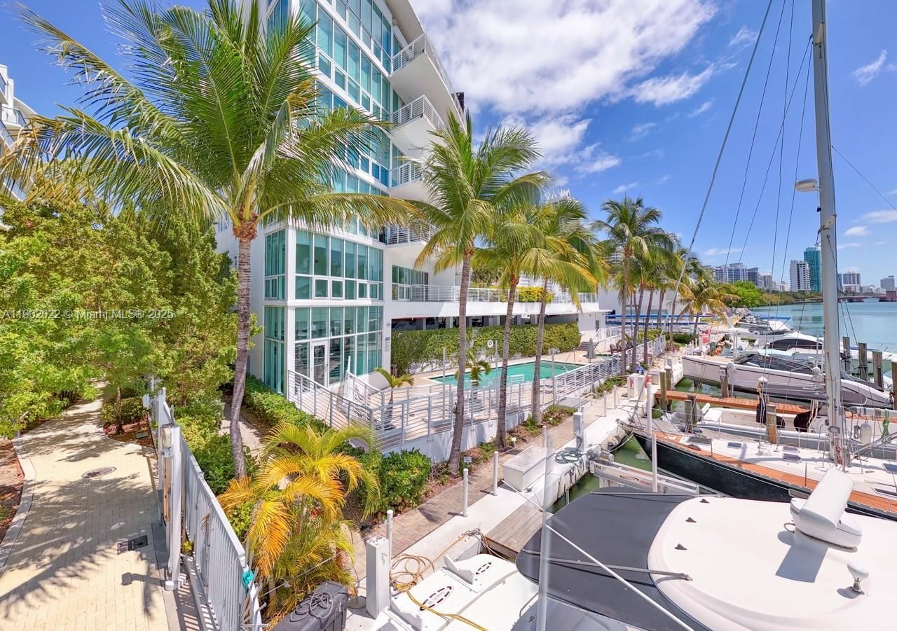 6580 Indian Creek Dr, Unit 209, Miami Beach, FL 33141 Photo