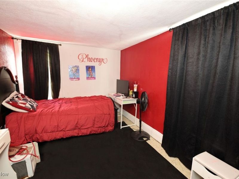 152 Pennsylvania Avenue, Chester, WV 26034 Photo 14