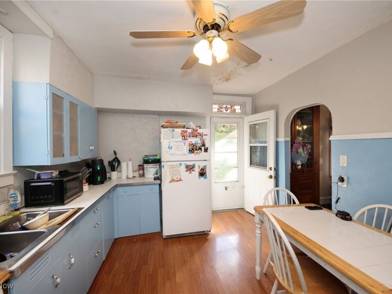 152 Pennsylvania Avenue, Chester, WV 26034 Photo 5