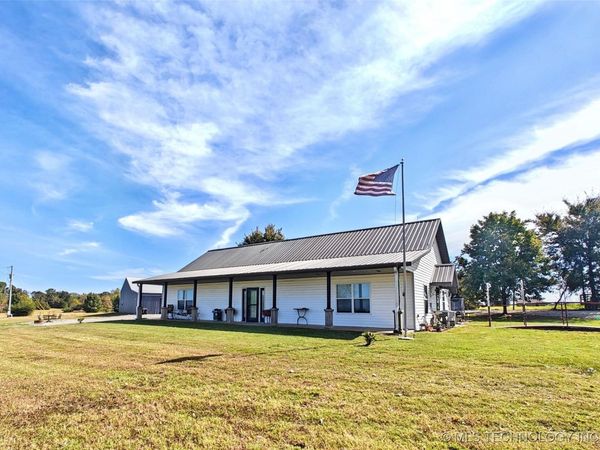 17648 W Grandview Road, Tahlequah, OK 74464