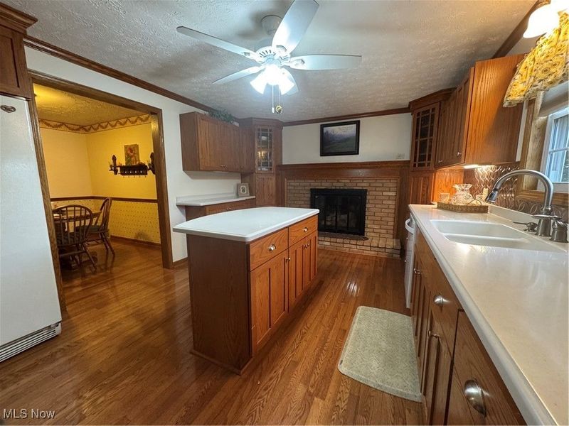 1037 Canyon Street NE, Uniontown, OH 44685 Photo 10