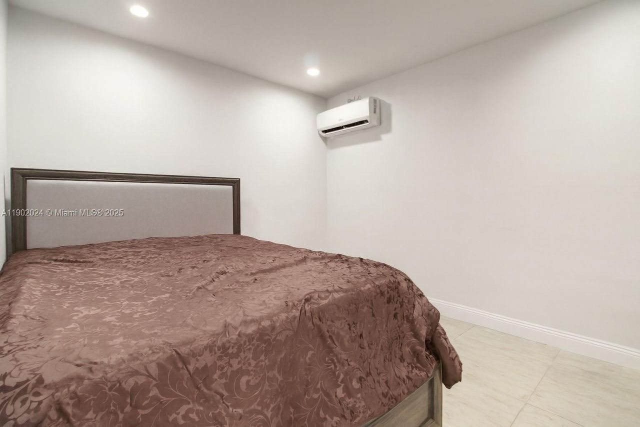 11120 SW 176 St, Miami, FL 33157 Photo