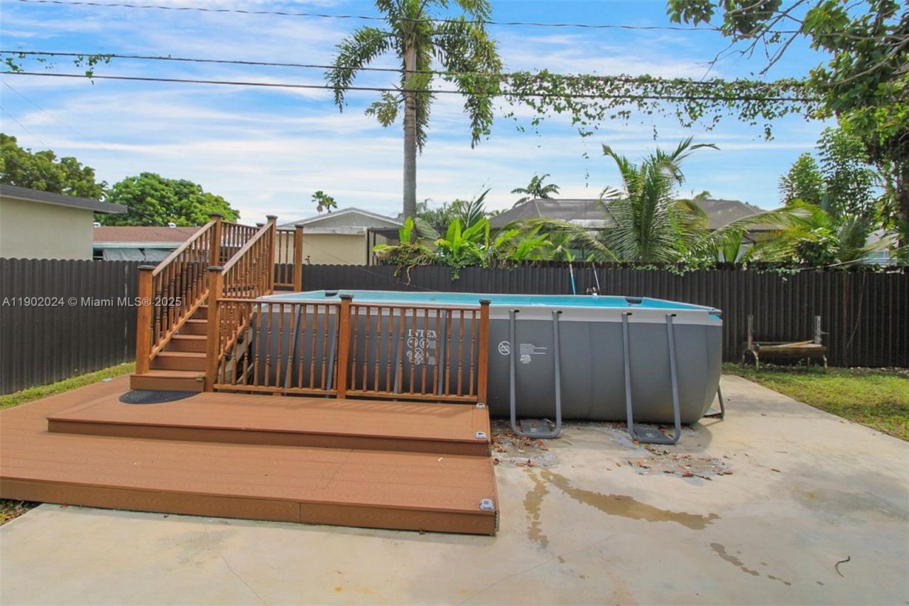 11120 SW 176 St, Miami, FL 33157 Photo