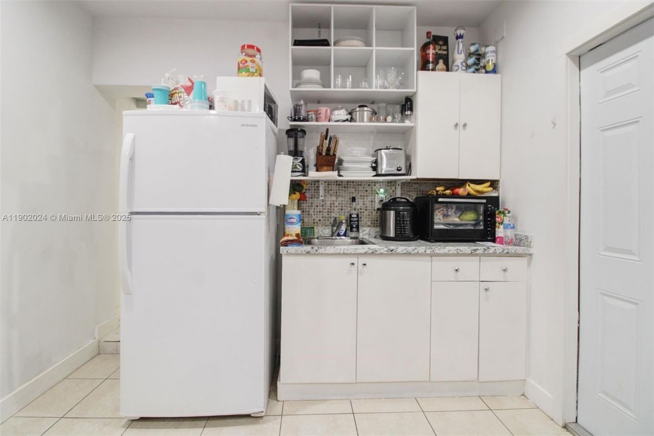 11120 SW 176 St, Miami, FL 33157 Photo