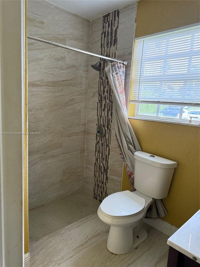 3441 NW 40th Ct, Lauderdale Lakes, FL 33309 Photo