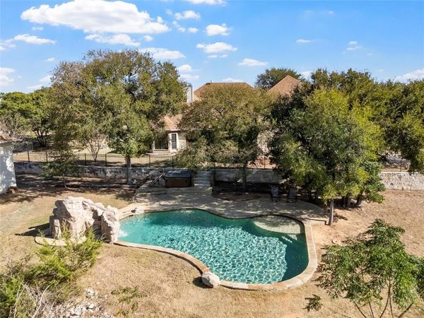 1125 Whispering Oaks, China Spring, TX 76633