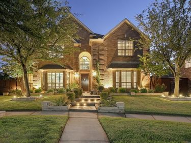3383 High Shoals Drive, Frisco, TX 75034