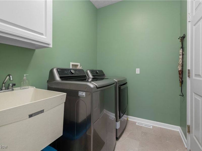 15379 Old Oak Drive, Strongsville, OH 44149 Photo 20