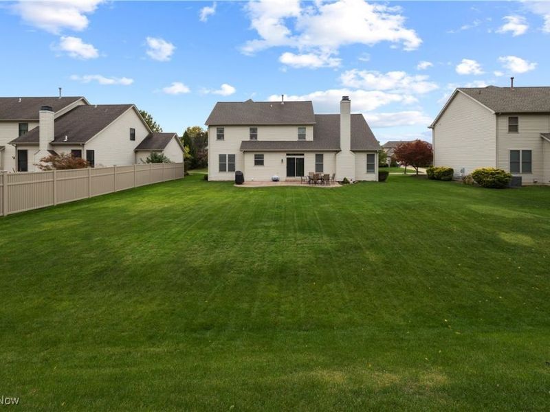 15379 Old Oak Drive, Strongsville, OH 44149 Photo 3