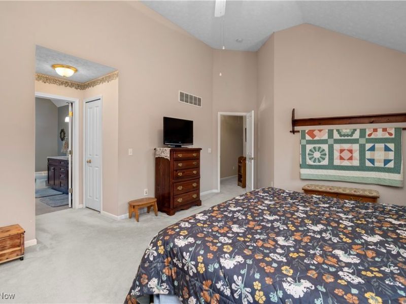 15379 Old Oak Drive, Strongsville, OH 44149 Photo 32