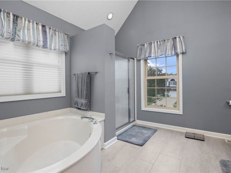 15379 Old Oak Drive, Strongsville, OH 44149 Photo 34