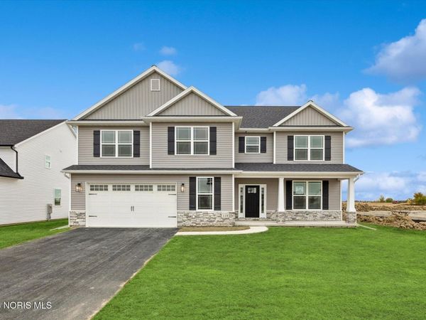 114 Kinloch Drive, Perrysburg, OH 43551